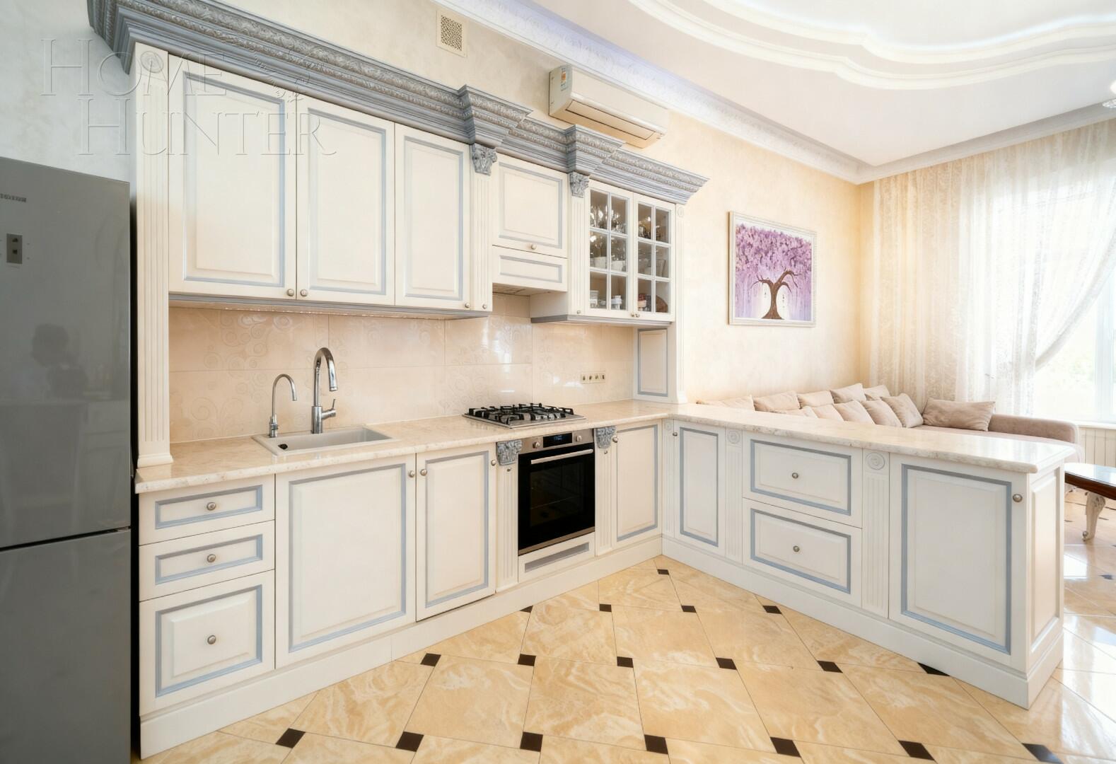 3-этажный коттедж 707.9 м² с отделкой