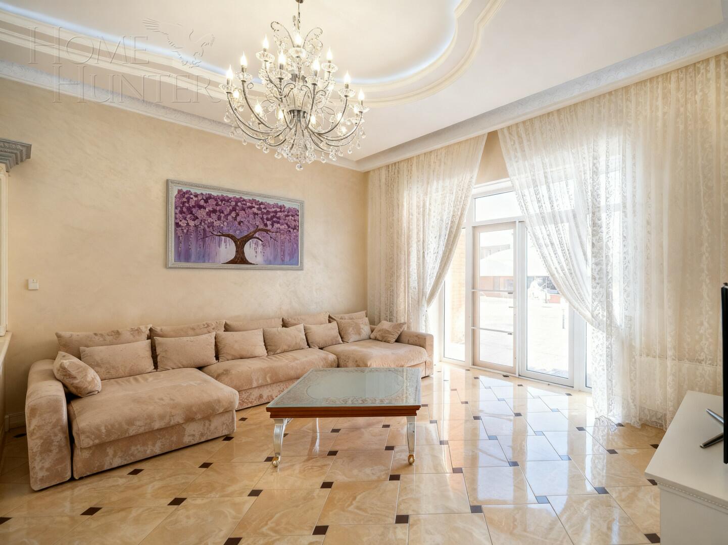 3-этажный коттедж 707.9 м² с отделкой