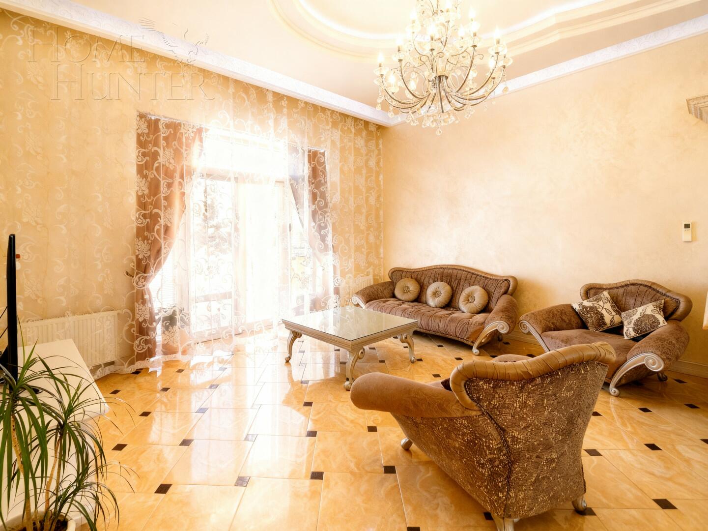 3-этажный коттедж 707.9 м² с отделкой