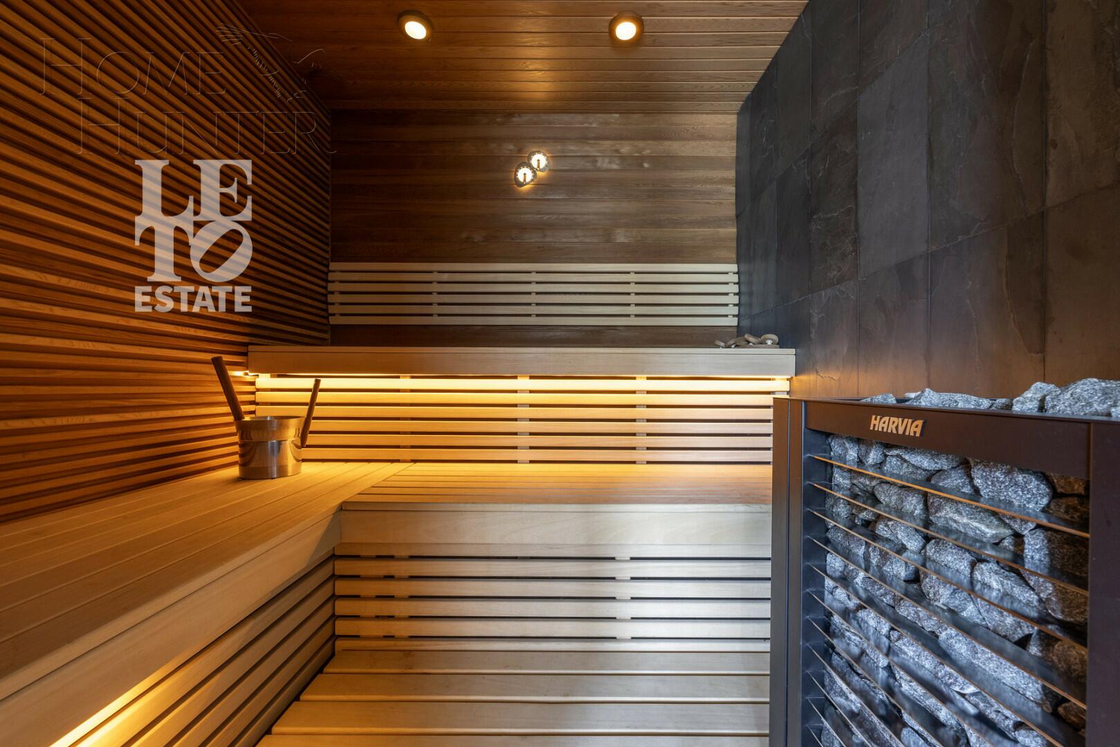 3-этажный коттедж 550 м² с отделкой