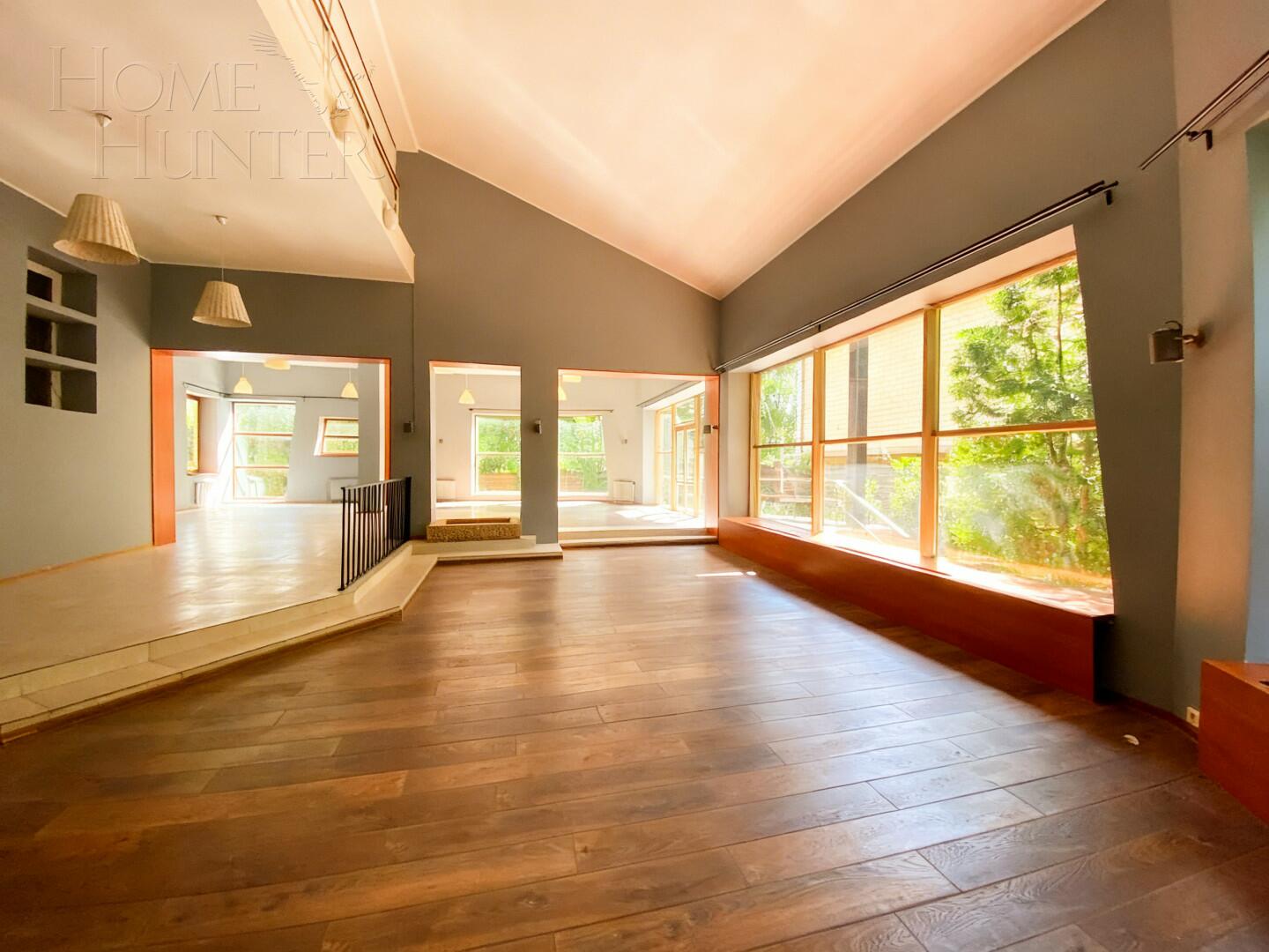 2-этажный коттедж 758 м² с отделкой