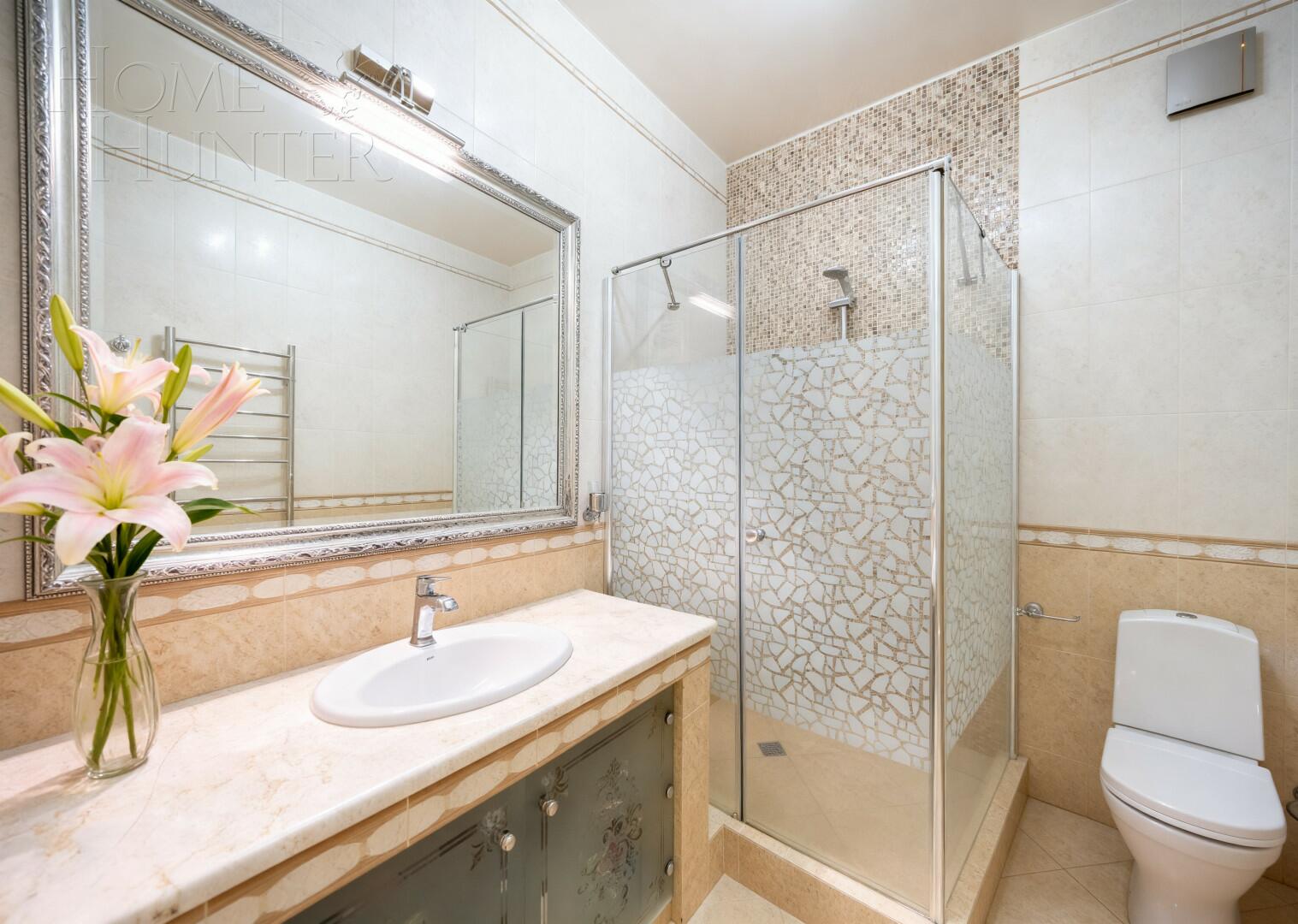 3-этажный коттедж 707.9 м² с отделкой