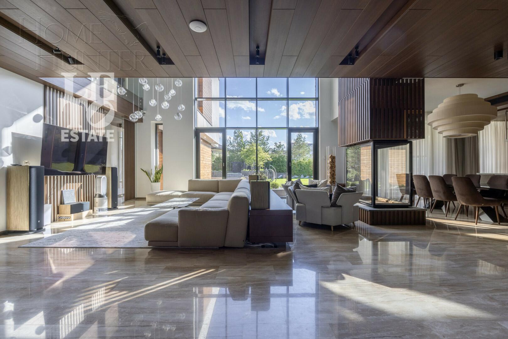 3-этажный коттедж 550 м² с отделкой