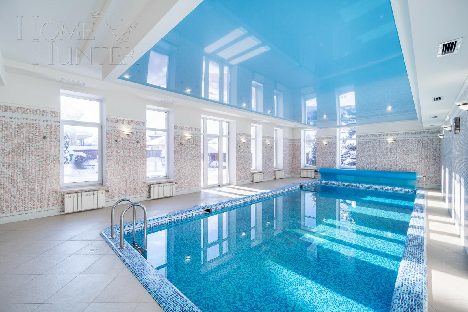 3-этажный коттедж 707.9 м² с отделкой