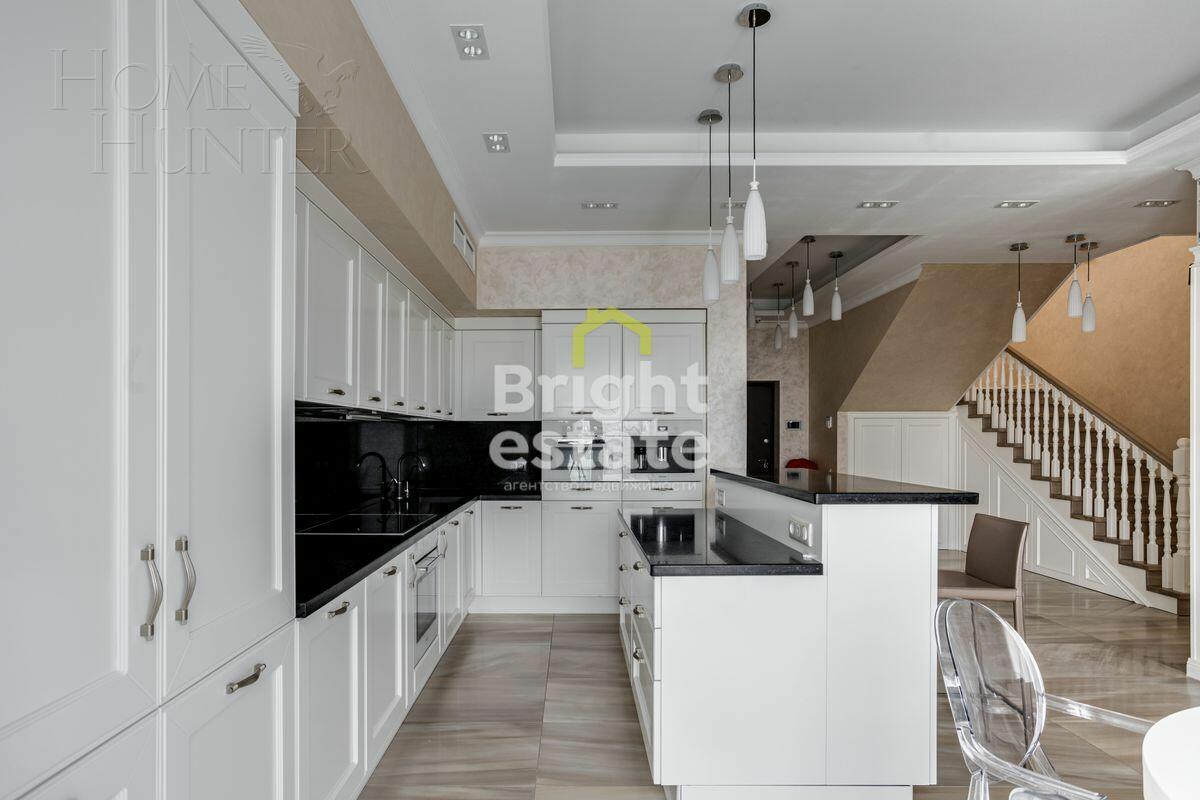 2-УРОВНЕВАЯ КВАРТИРА С ОТДЕЛКОЙ 219 М² НА 7 ЭТАЖЕ