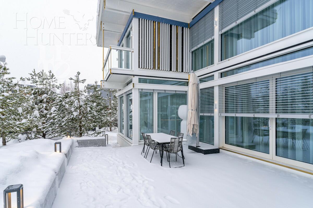 2-этажный коттедж 836 м² с отделкой