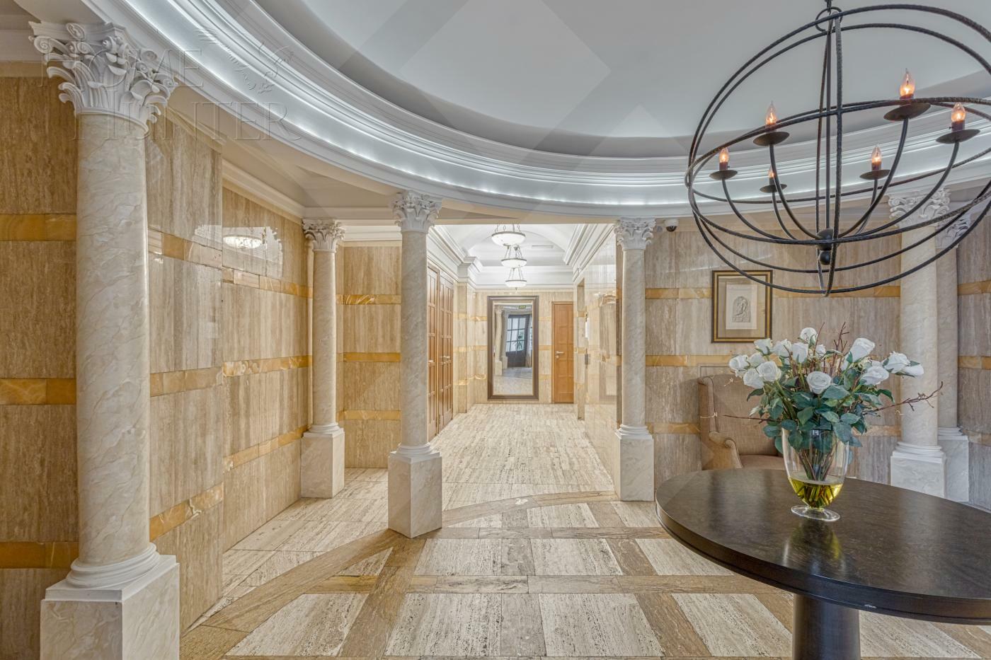 4-КОМН. КВАРТИРА С ОТДЕЛКОЙ 165 М² НА 7 ЭТАЖЕ