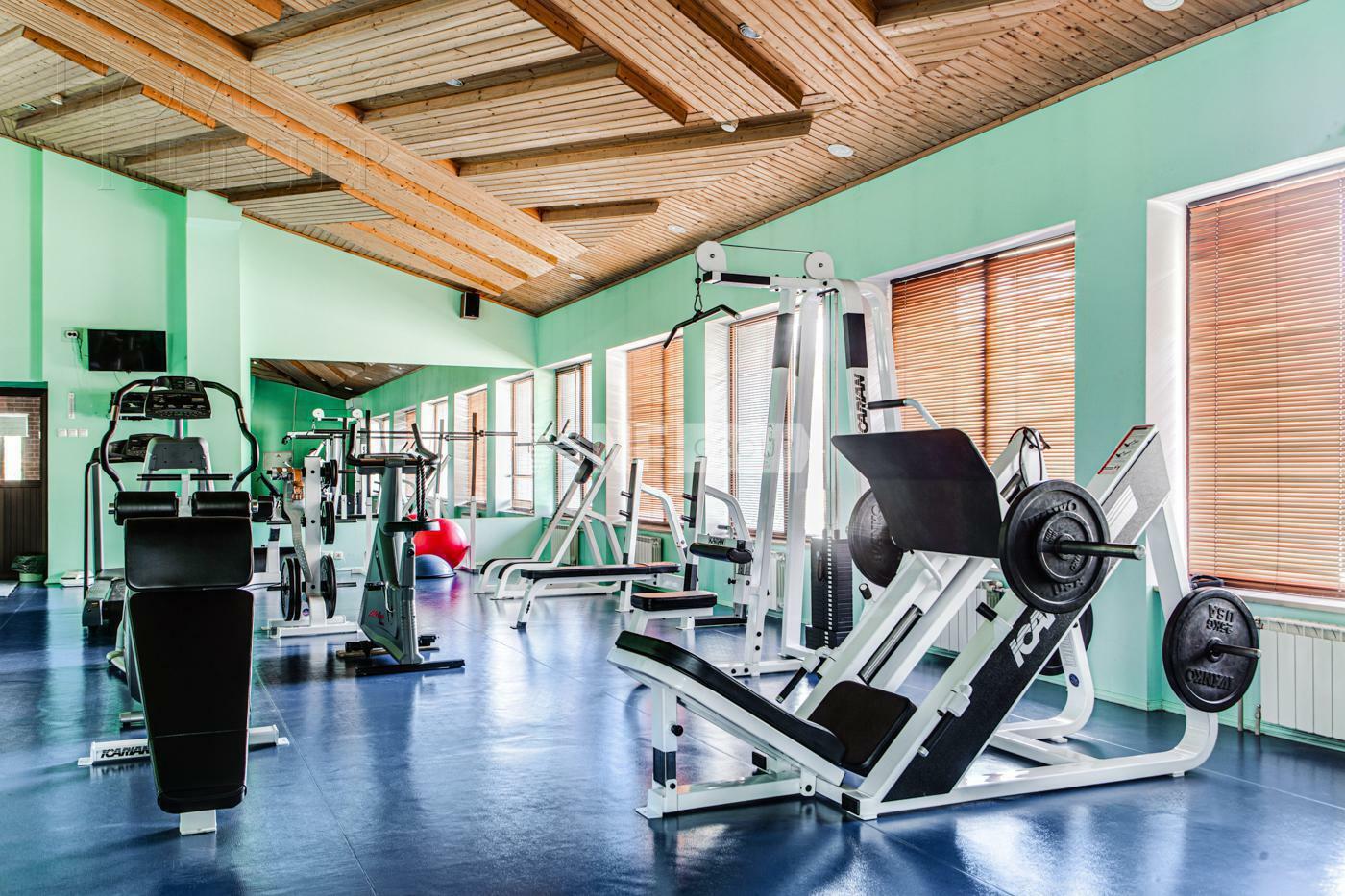 2-этажный коттедж 725 м² с отделкой