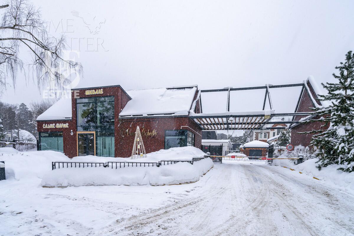 2-этажный коттедж 836 м² с отделкой