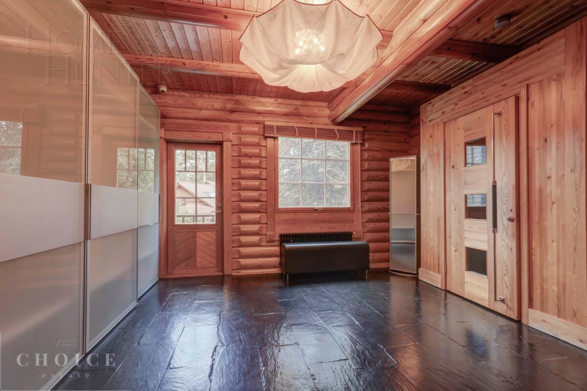 2-этажный коттедж 725 м² с отделкой