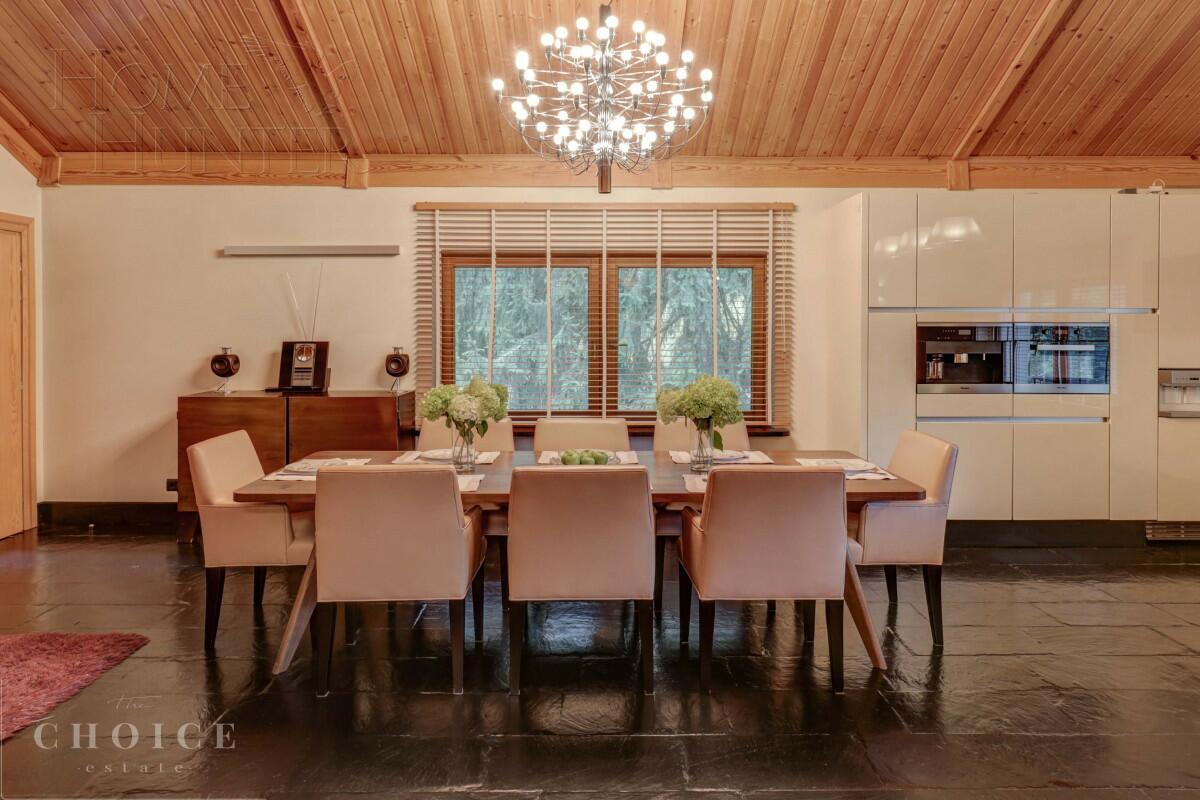 2-этажный коттедж 725 м² с отделкой