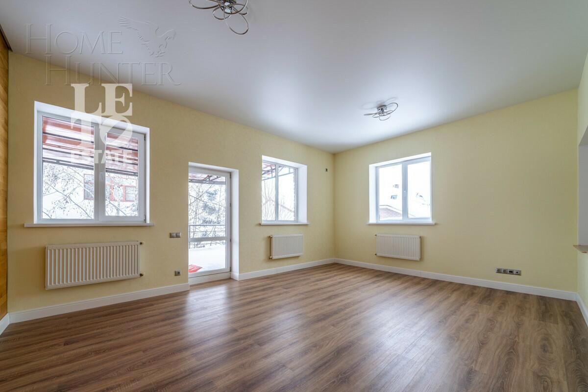 2-этажный коттедж 570 м² с отделкой