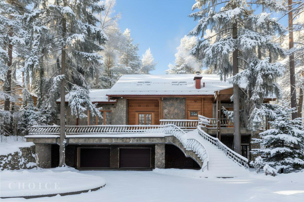 2-этажный коттедж 725 м² с отделкой