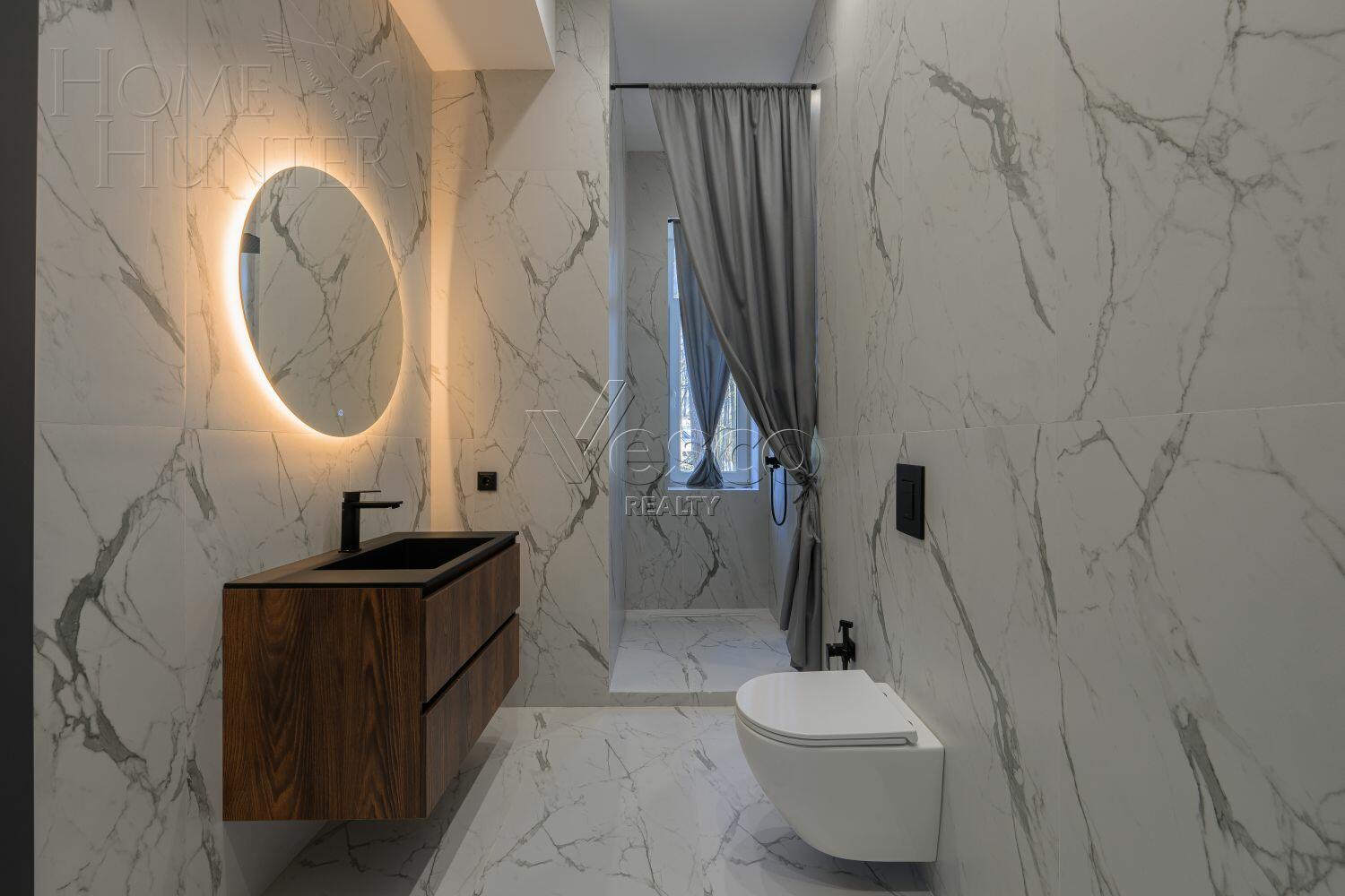 2-этажный коттедж 320 м² с отделкой