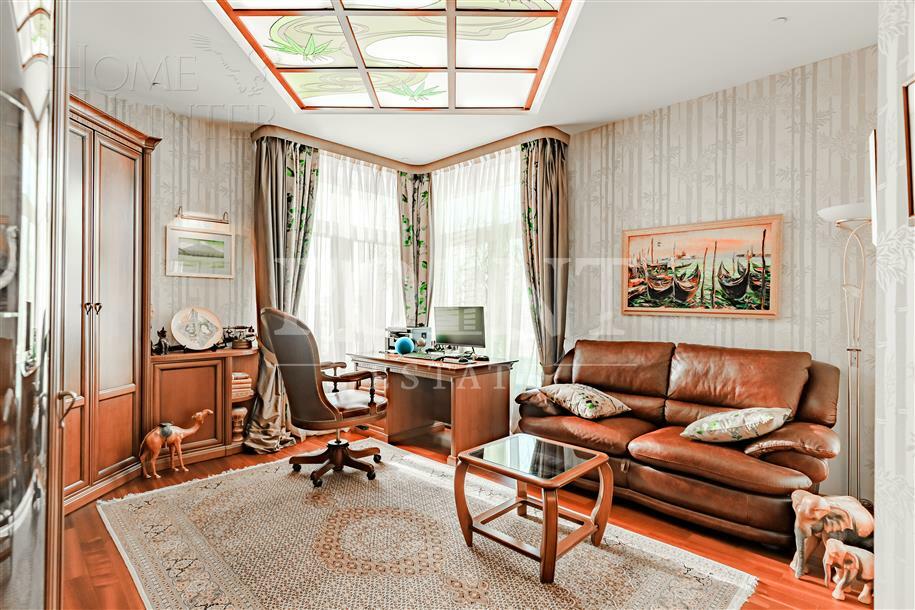 5-КОМН. КВАРТИРА С ОТДЕЛКОЙ 219 М² НА 8 ЭТАЖЕ