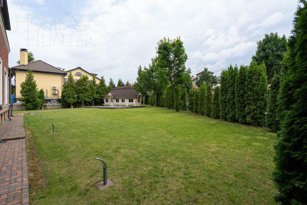 2-этажный коттедж 593 м² с отделкой