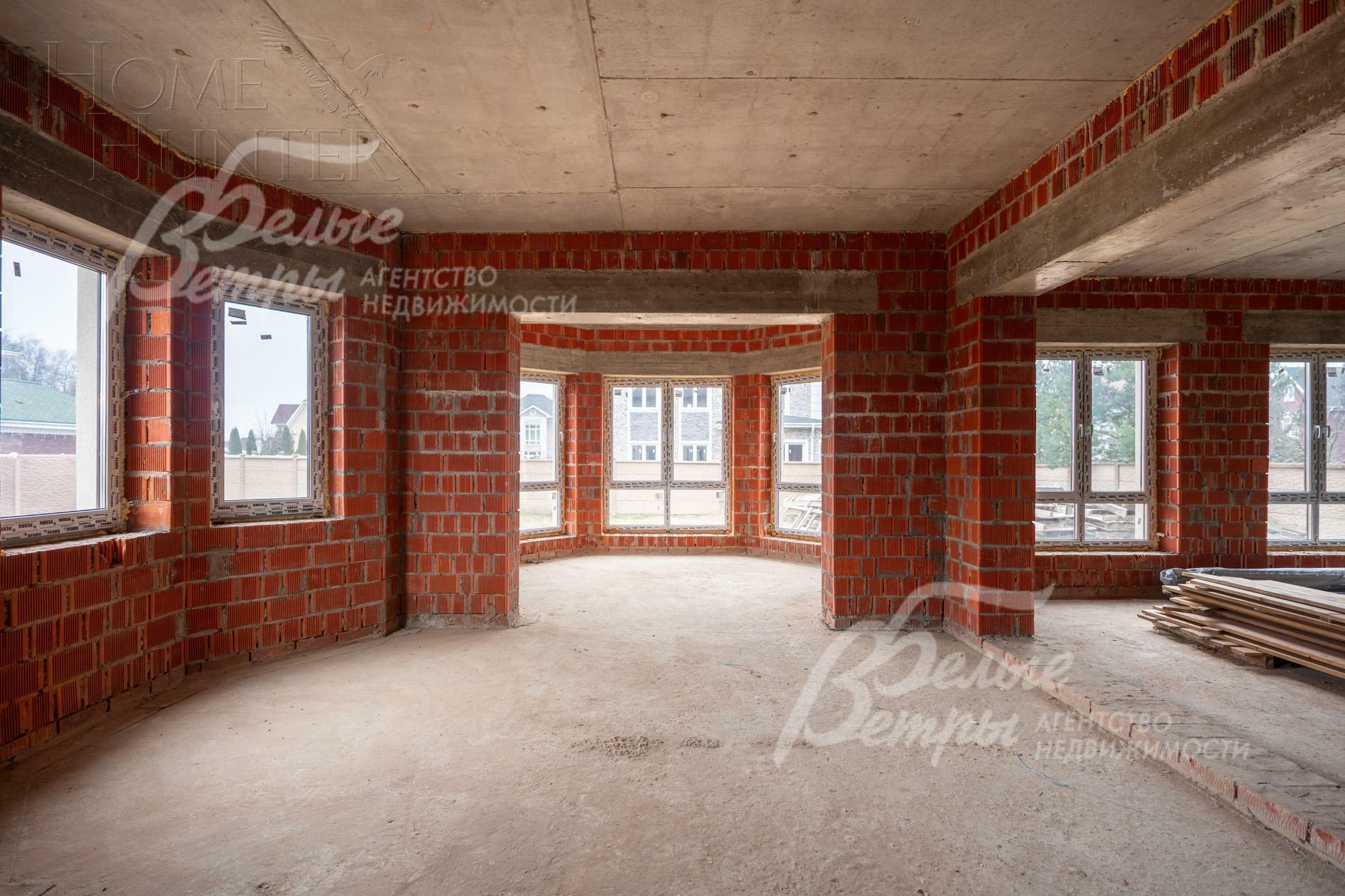 2-этажный коттедж 310 м² без отделки