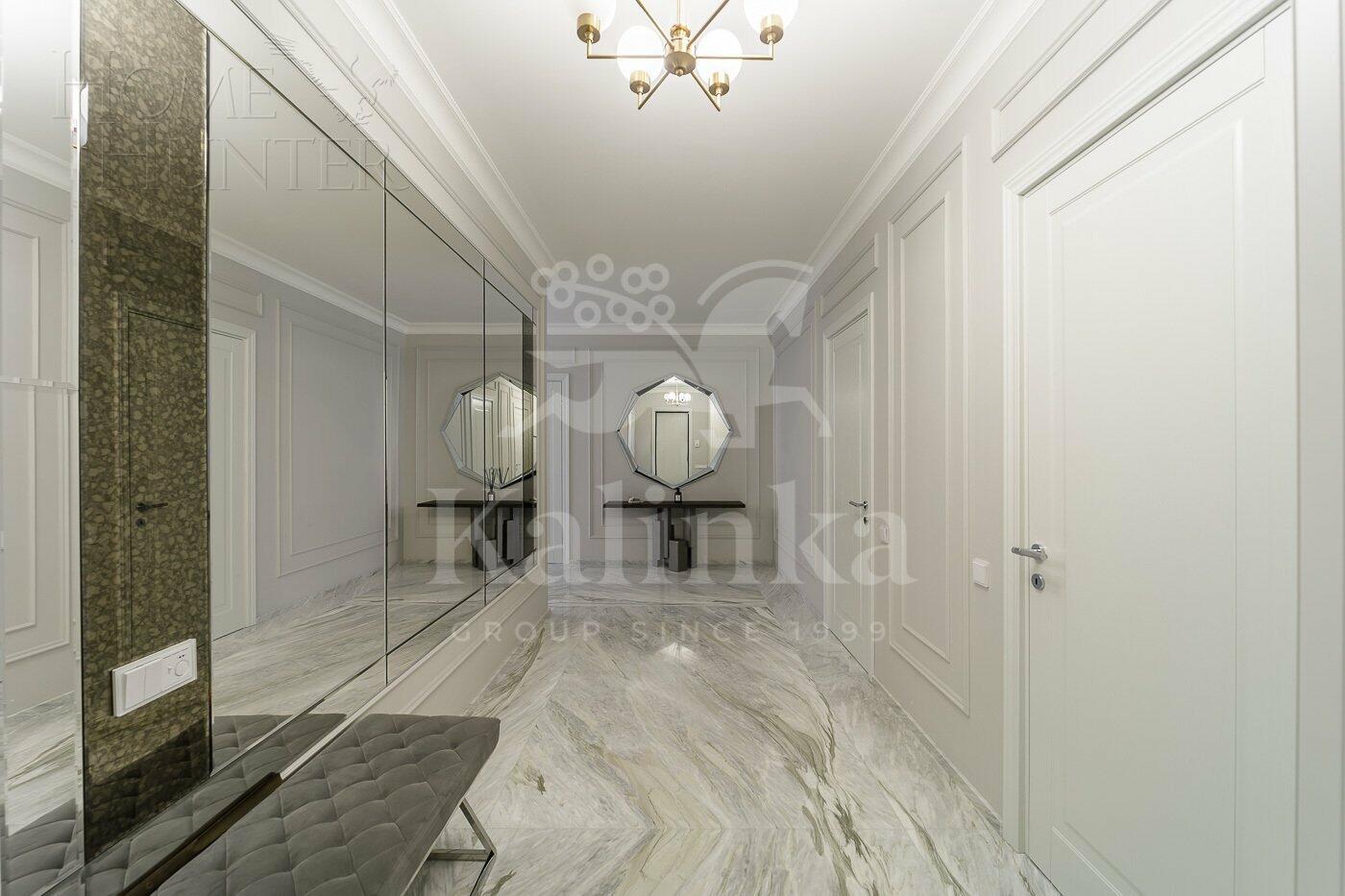 4-КОМН. КВАРТИРА С ОТДЕЛКОЙ 201 М² НА 33 ЭТАЖЕ