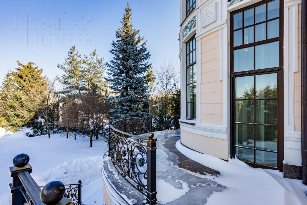 3-этажный коттедж 776 м² с отделкой