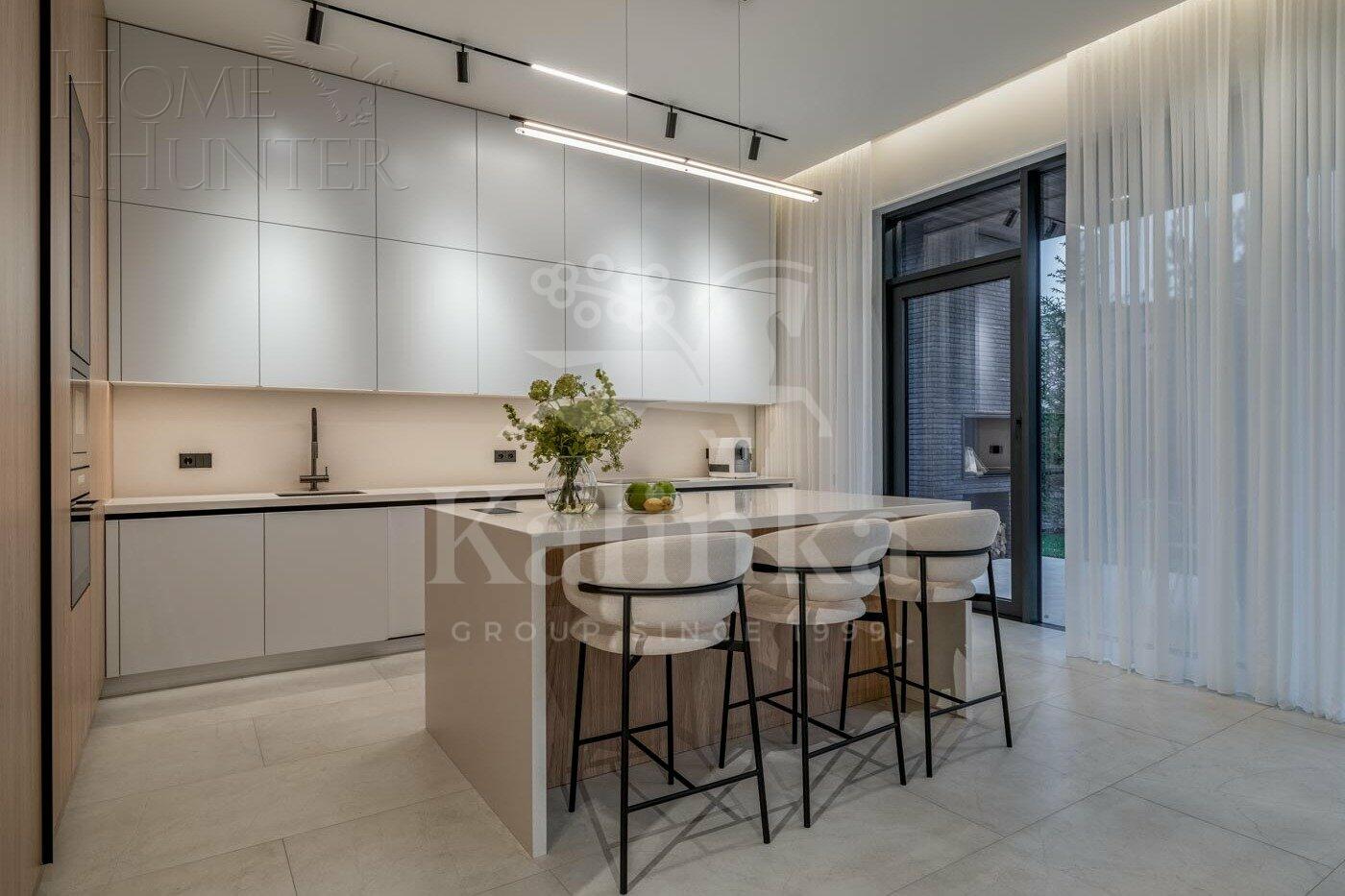 2-этажный коттедж 390.5 м² с отделкой