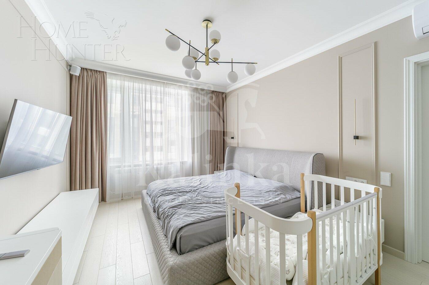 4-КОМН. КВАРТИРА С ОТДЕЛКОЙ 201 М² НА 33 ЭТАЖЕ