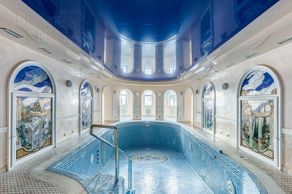 3-этажный коттедж 776 м² с отделкой