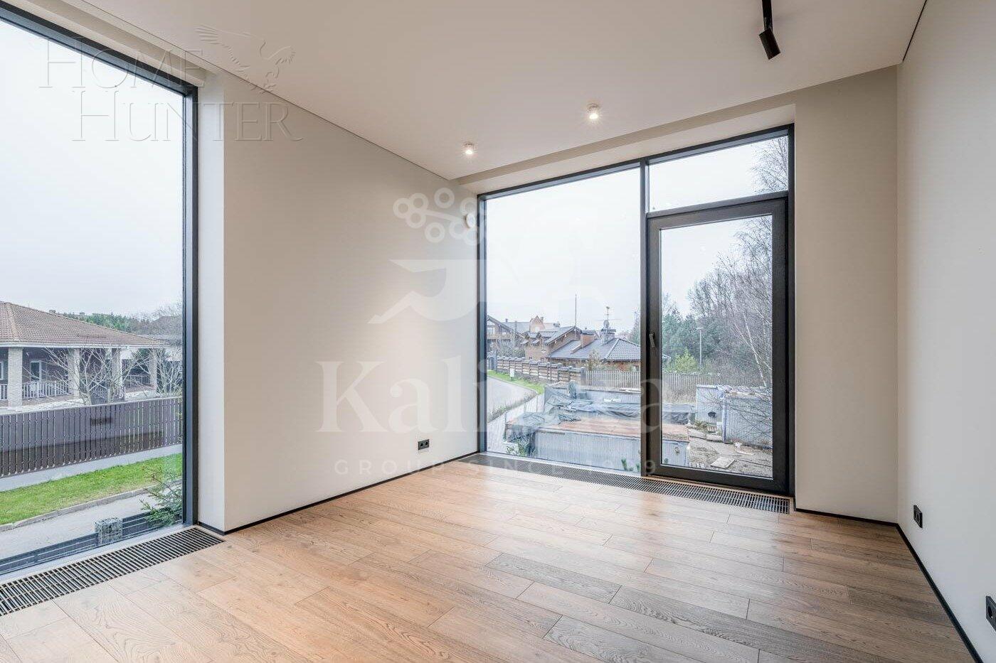 2-этажный коттедж 390.5 м² с отделкой