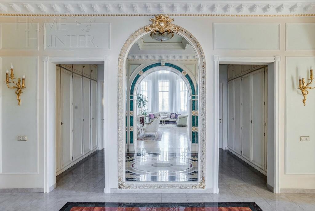 3-этажный коттедж 776 м² с отделкой