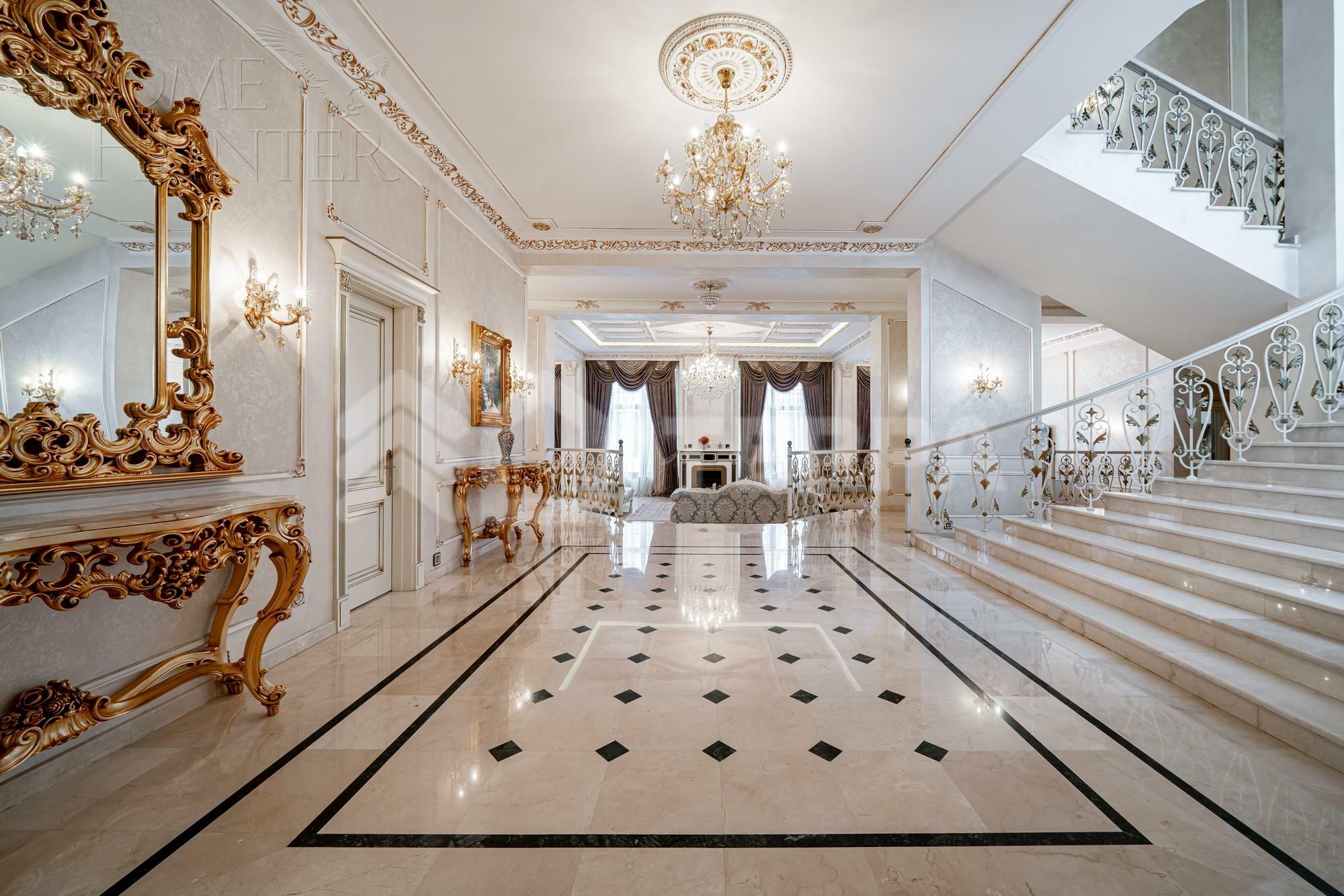 2-этажный коттедж 1 000 м² с отделкой