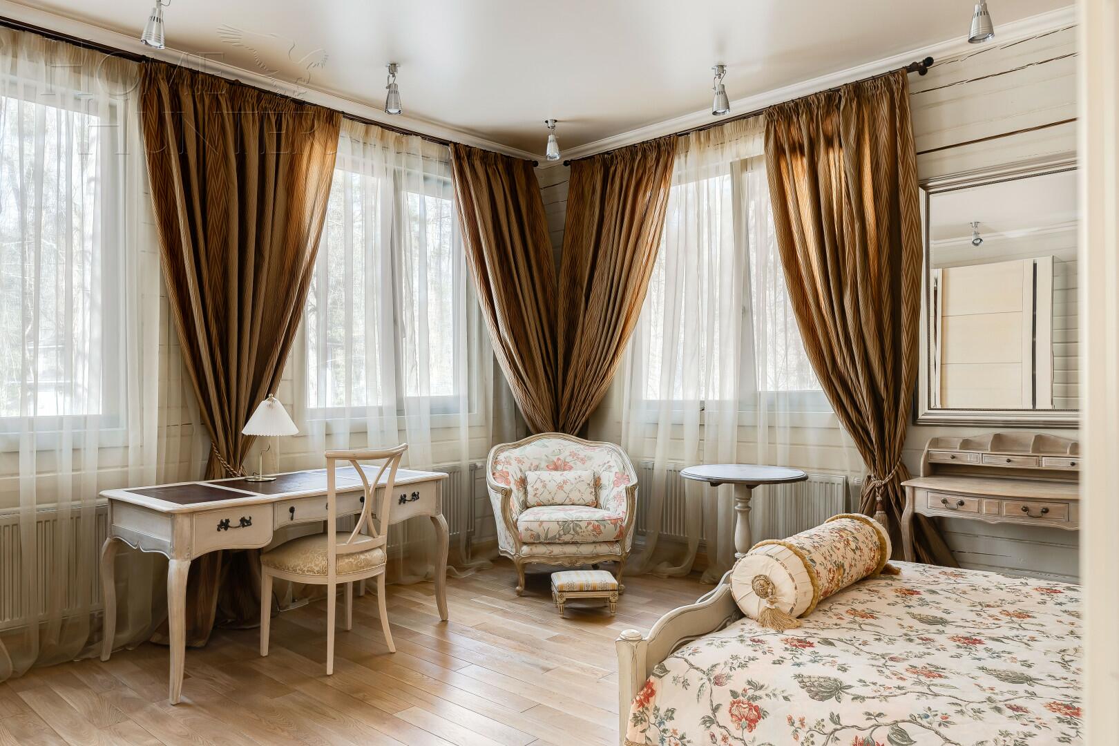 2-этажный коттедж 221.5 м² с отделкой