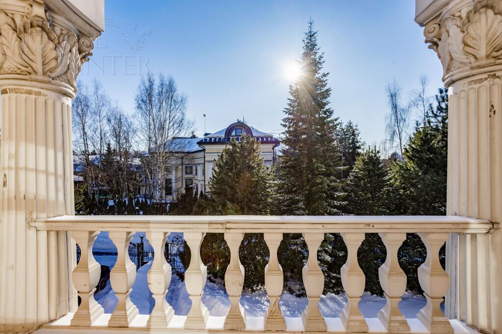 3-этажный коттедж 776 м² с отделкой