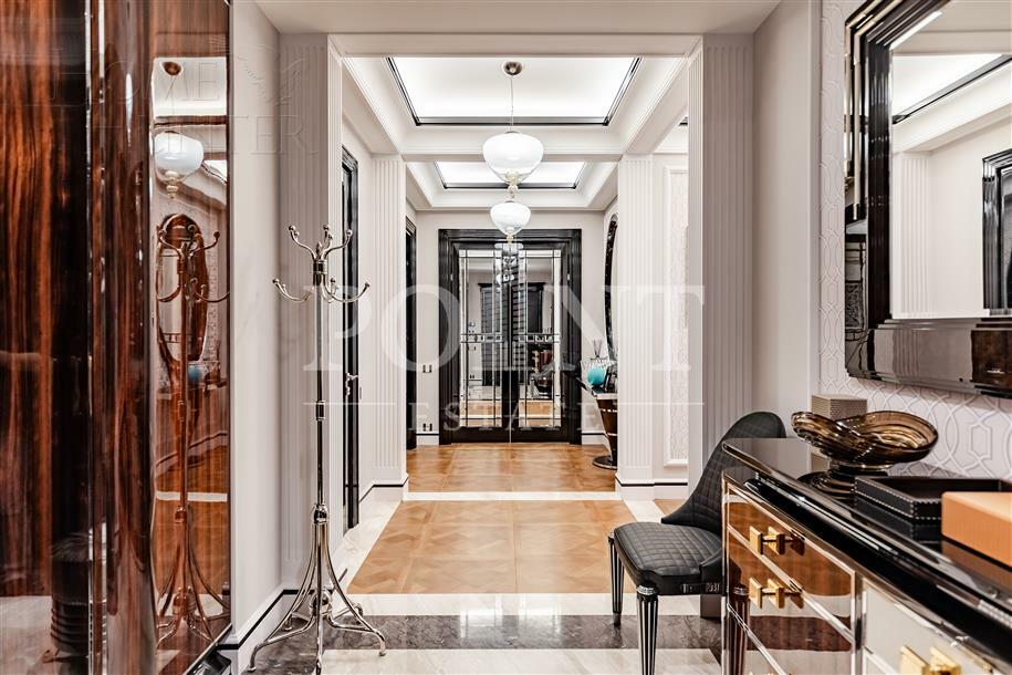 5-КОМН. КВАРТИРА С ОТДЕЛКОЙ 242.42 М² НА 6 ЭТАЖЕ