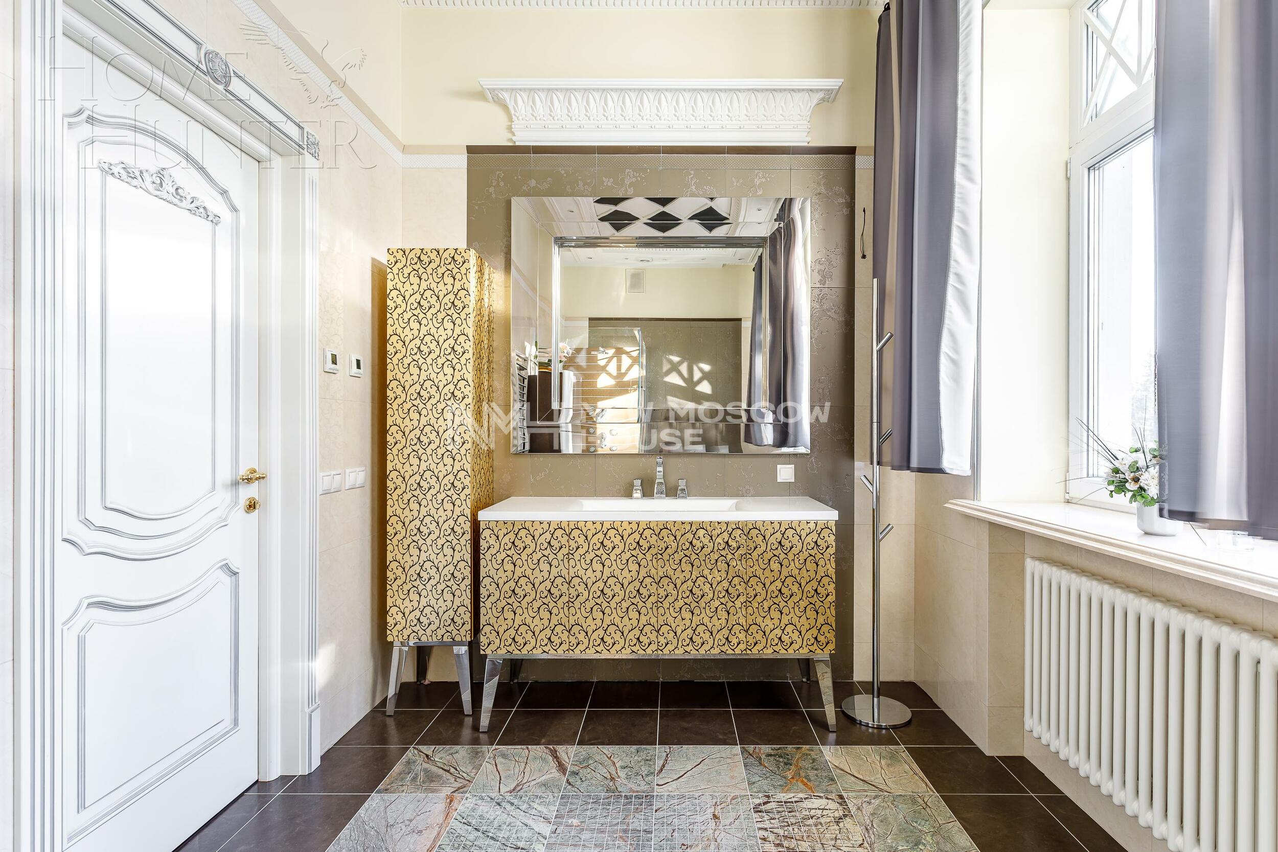 3-этажный коттедж 972 м² с отделкой