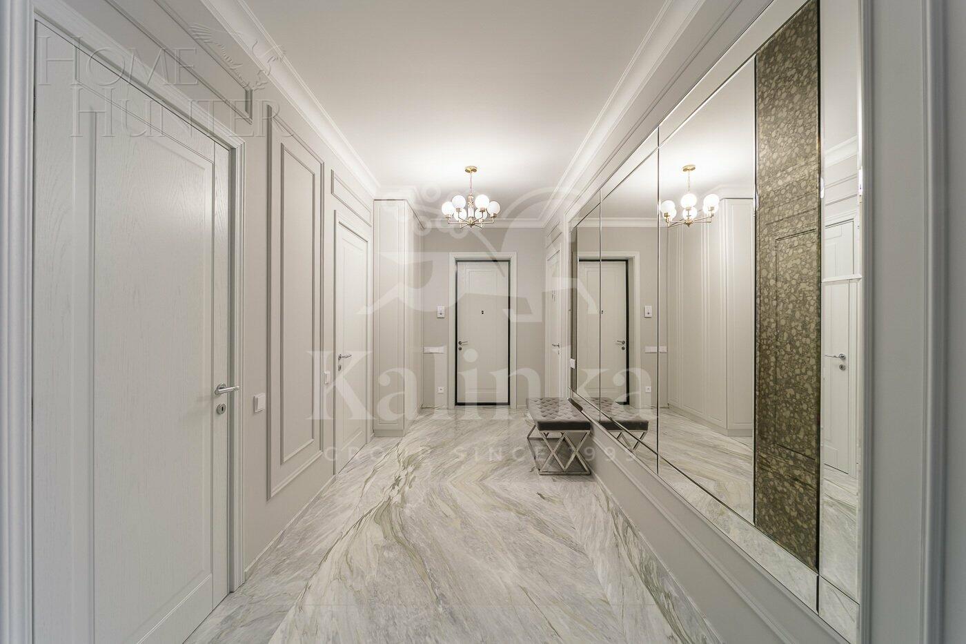 4-КОМН. КВАРТИРА С ОТДЕЛКОЙ 201 М² НА 33 ЭТАЖЕ