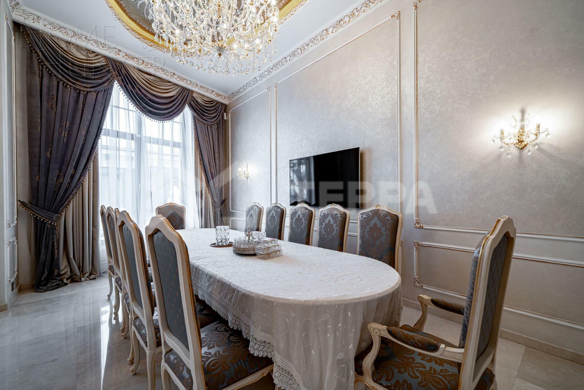 2-этажный коттедж 1 000 м² с отделкой