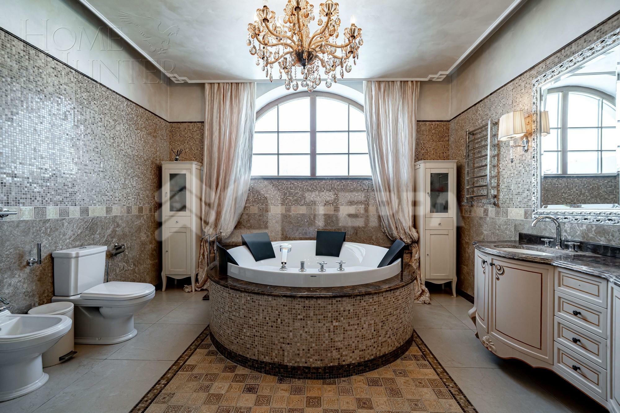 2-этажный коттедж 1 000 м² с отделкой