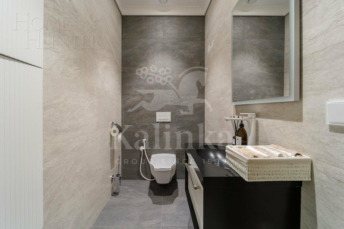 4-КОМН. КВАРТИРА С ОТДЕЛКОЙ 201 М² НА 33 ЭТАЖЕ