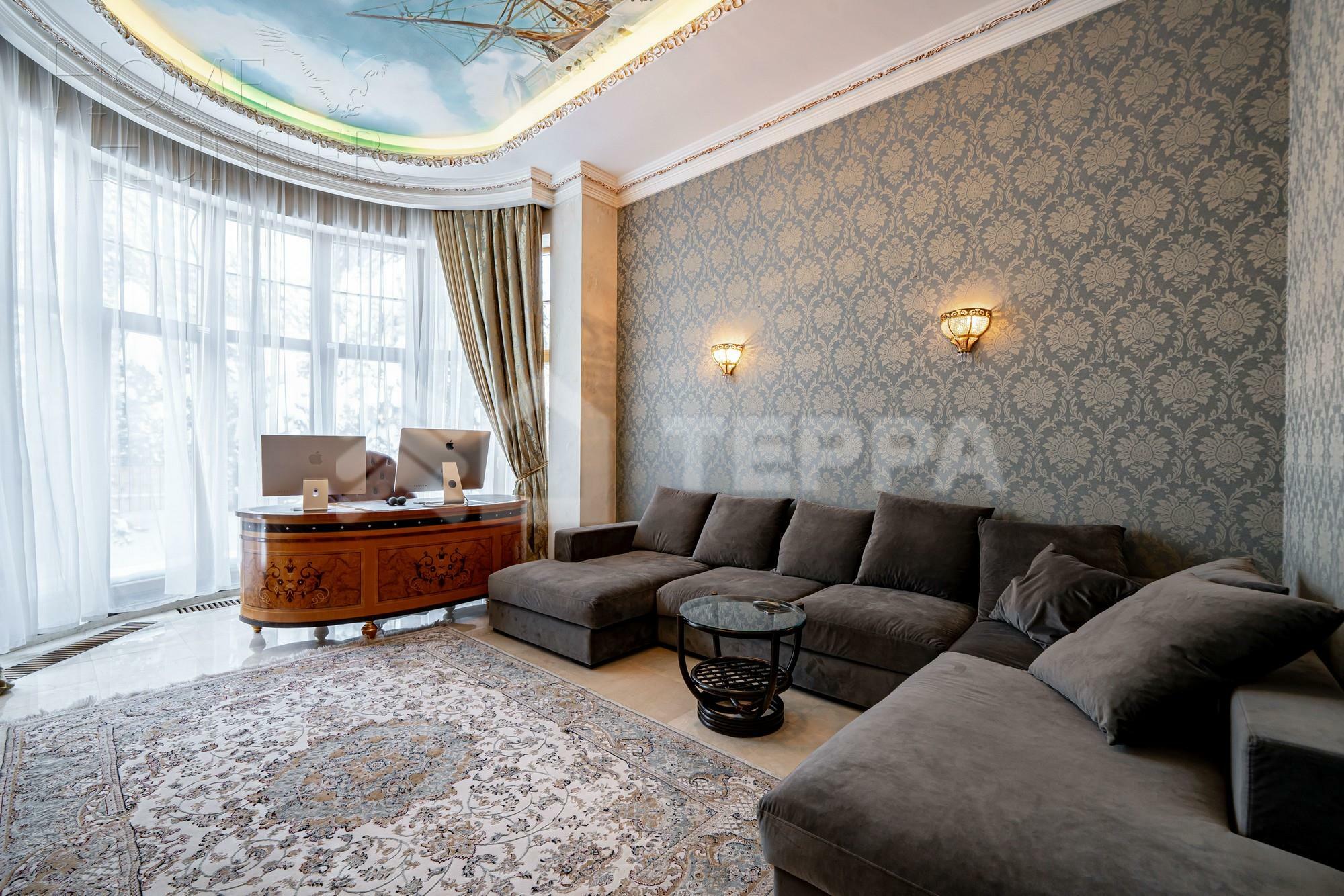 2-этажный коттедж 1 000 м² с отделкой