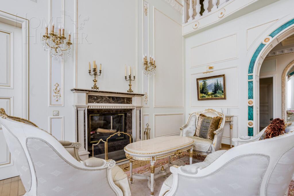 3-этажный коттедж 776 м² с отделкой