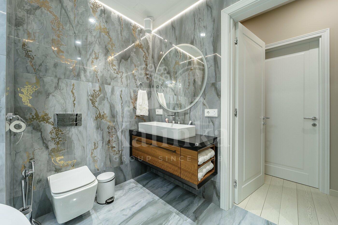 4-КОМН. КВАРТИРА С ОТДЕЛКОЙ 201 М² НА 33 ЭТАЖЕ