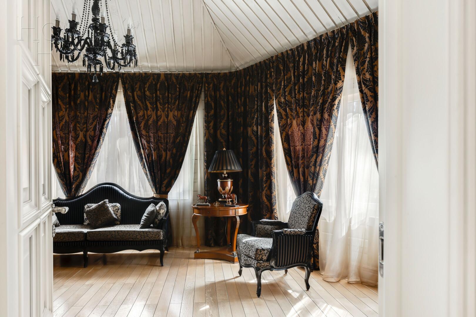 2-этажный коттедж 221.5 м² с отделкой