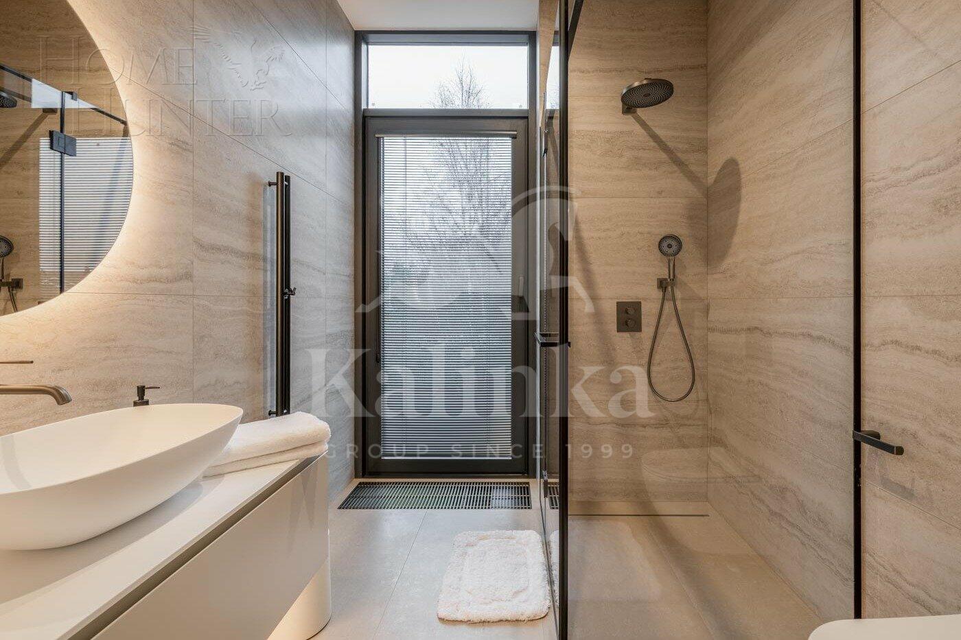 2-этажный коттедж 390.5 м² с отделкой