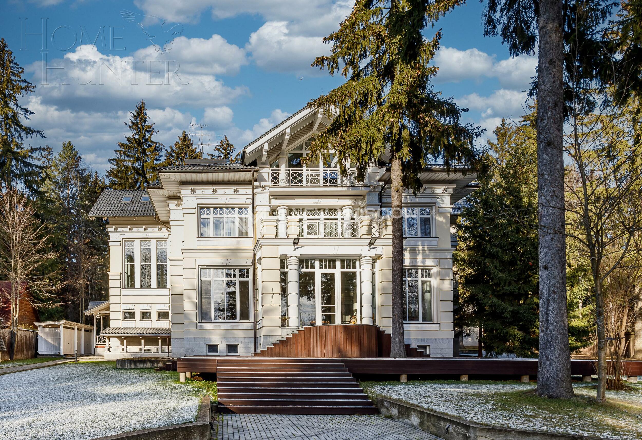 3-этажный коттедж 972 м² с отделкой