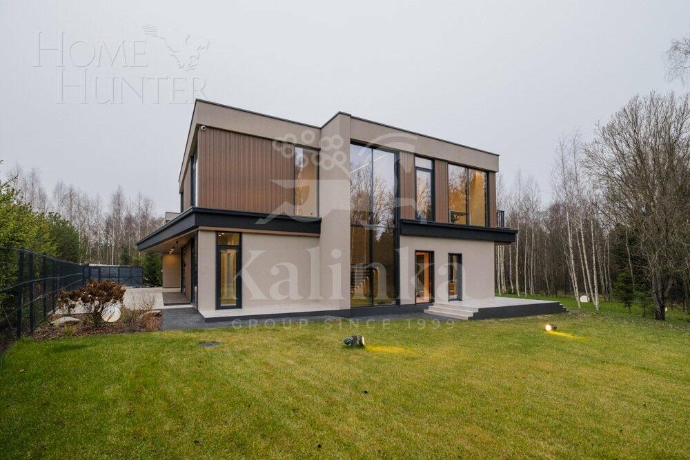 2-этажный коттедж 628 м² с отделкой