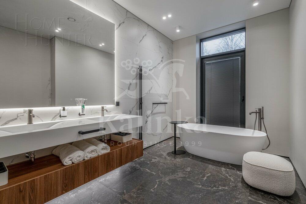 2-этажный коттедж 628 м² с отделкой