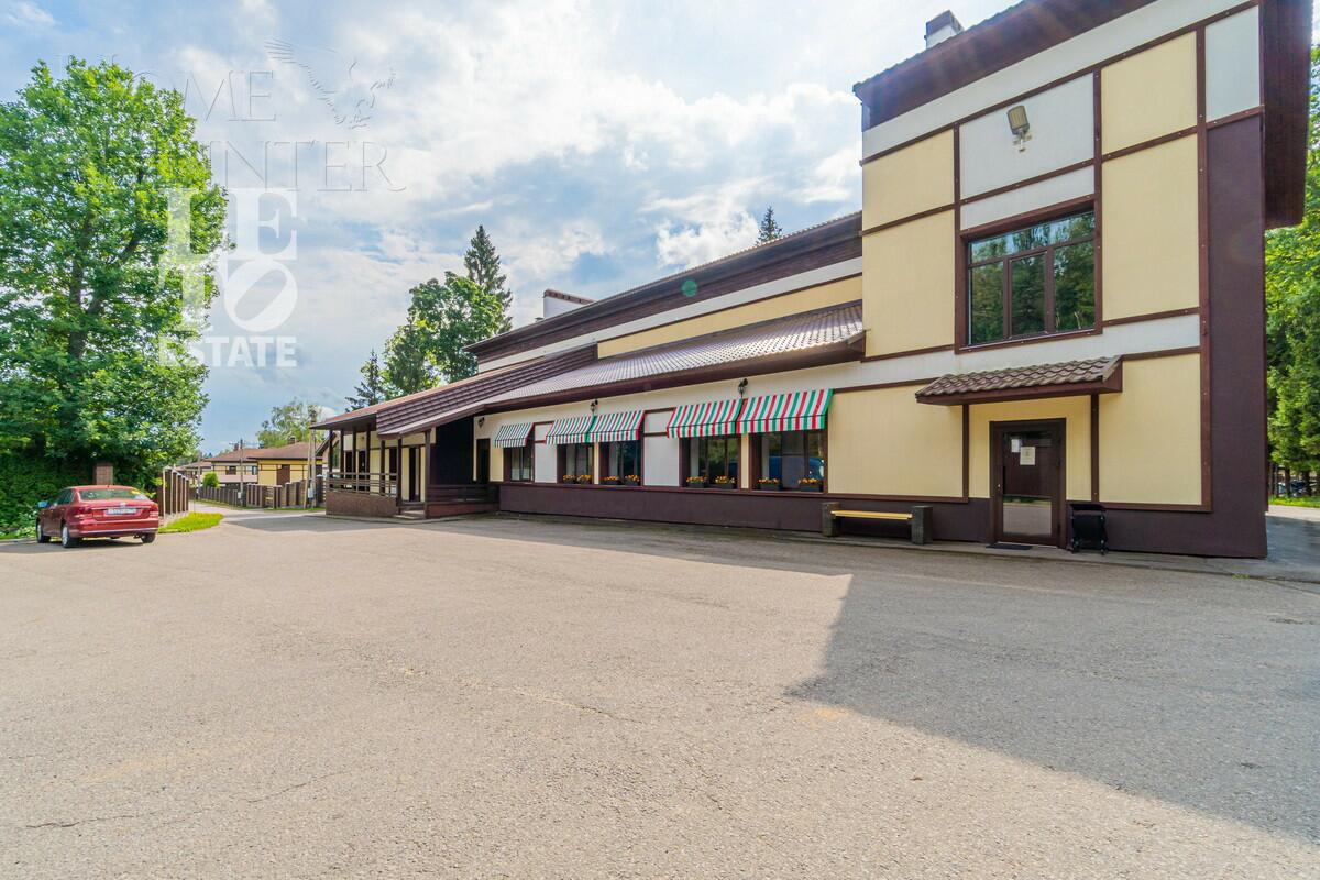 2-этажный коттедж 196 м² с отделкой