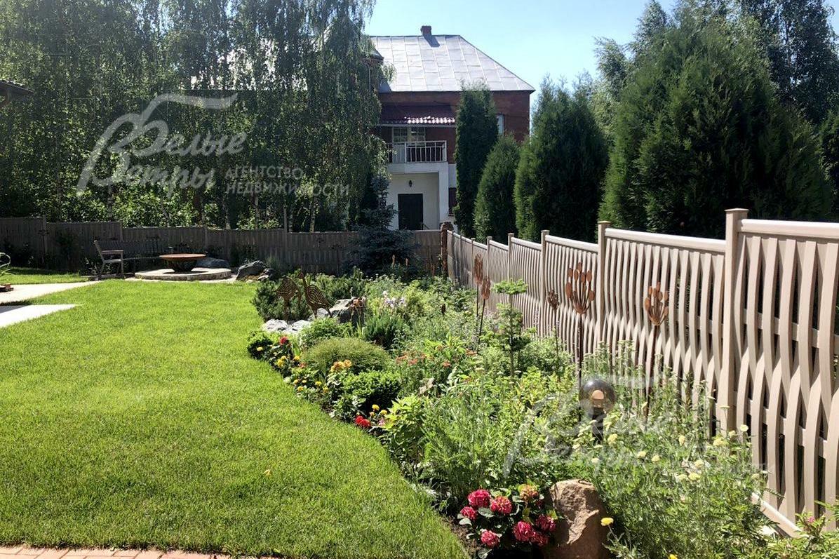 2-этажный коттедж 200 м² с отделкой