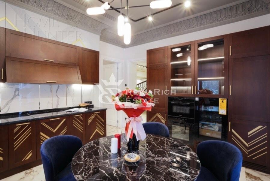 2-этажный коттедж 945 м² с отделкой