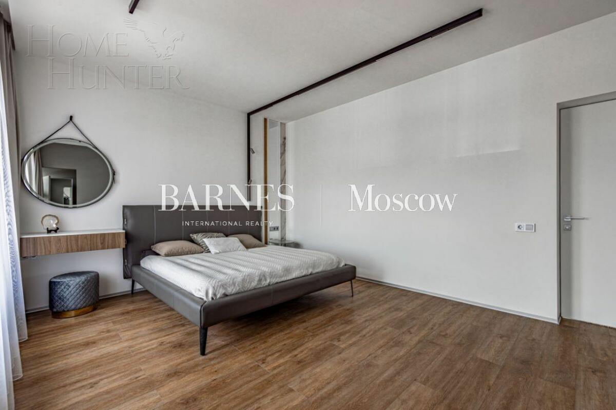 2-этажный коттедж 240 м² с отделкой