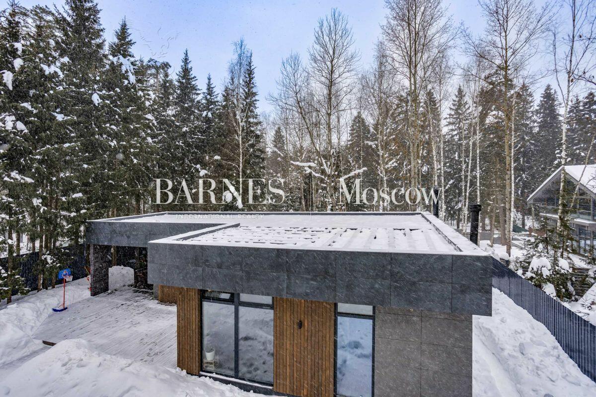 2-этажный коттедж 398.5 м² без отделки